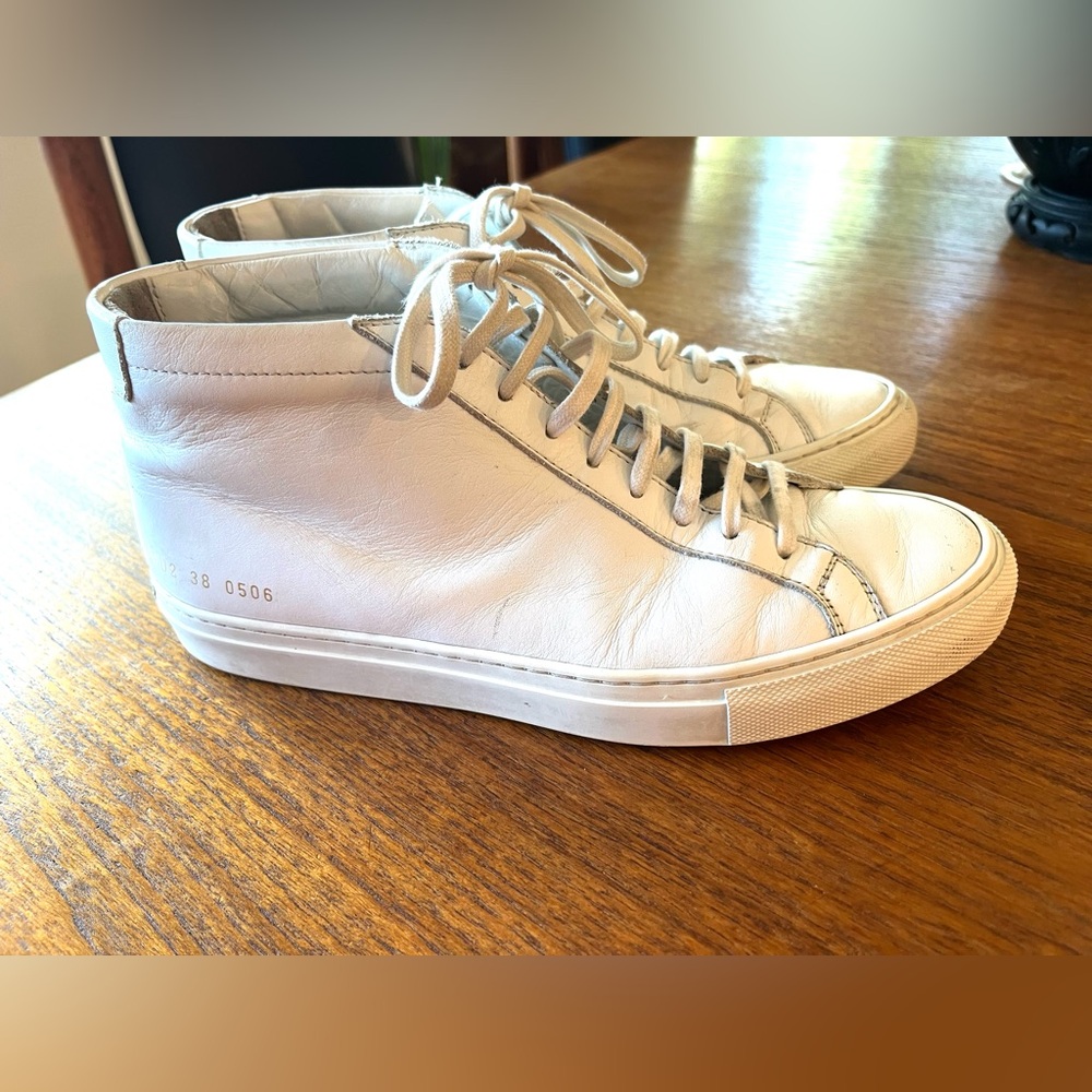 COMMON PROJECTS
Original Achilles Mid Sneakers in White. Size 38 Women’s. - Picture 5 of 9